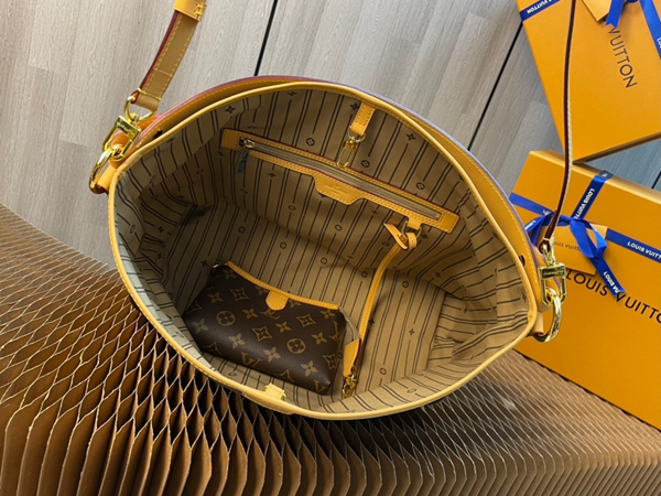 ルイヴィトンバッグ細部ディテール